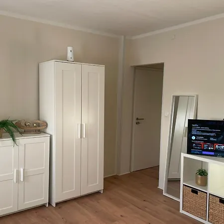 Unterkunft Mit Kueche Und Bad Zur Eigennutzung -schuster Homes- Salzgitter
